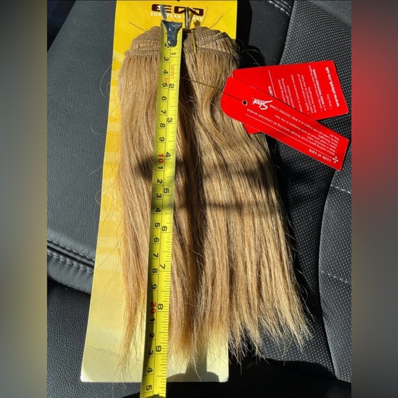 Sleek European Weave 100% Human Extension - Picture 2 of 9